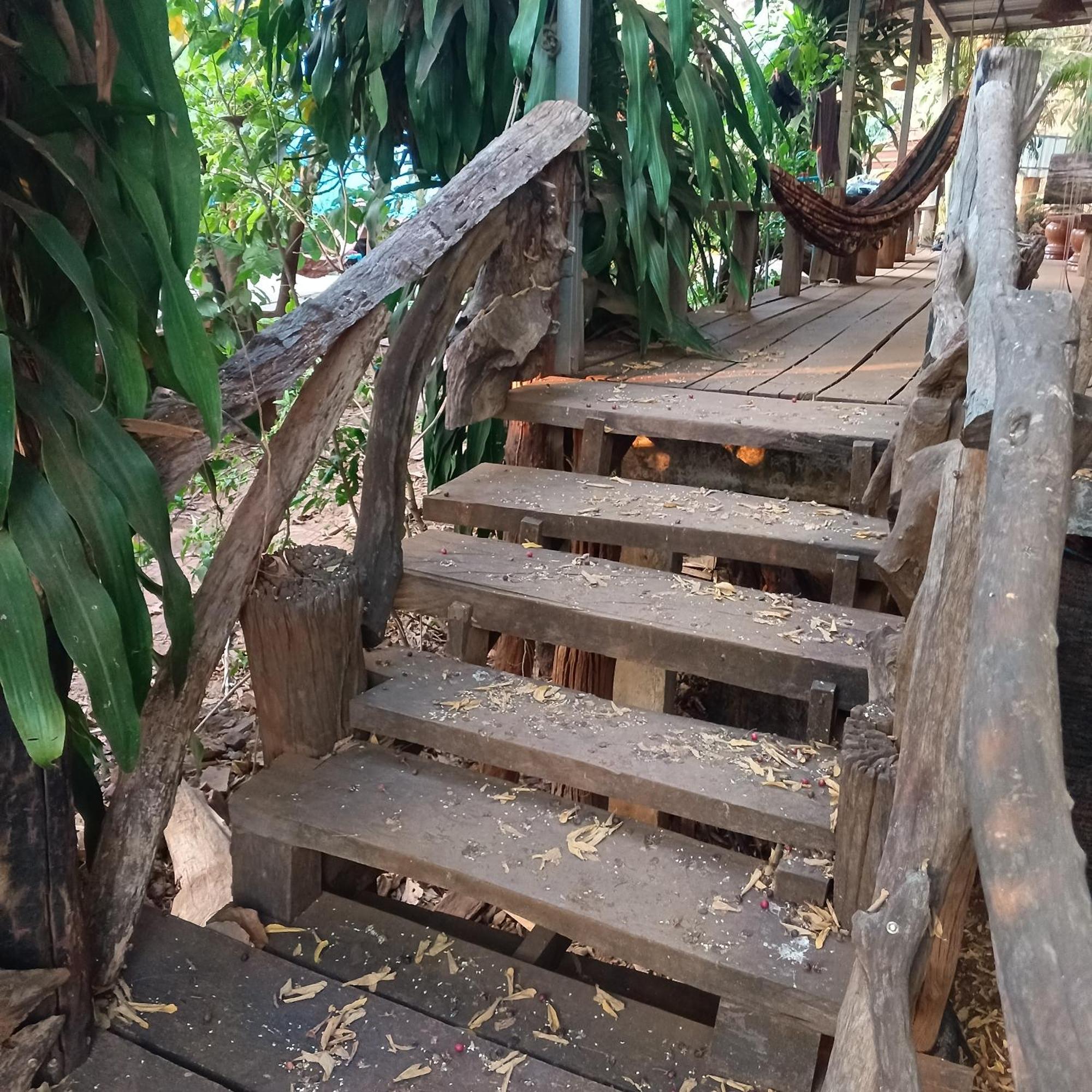 Familyhouse & Trekking Apartment Banlung Bagian luar foto